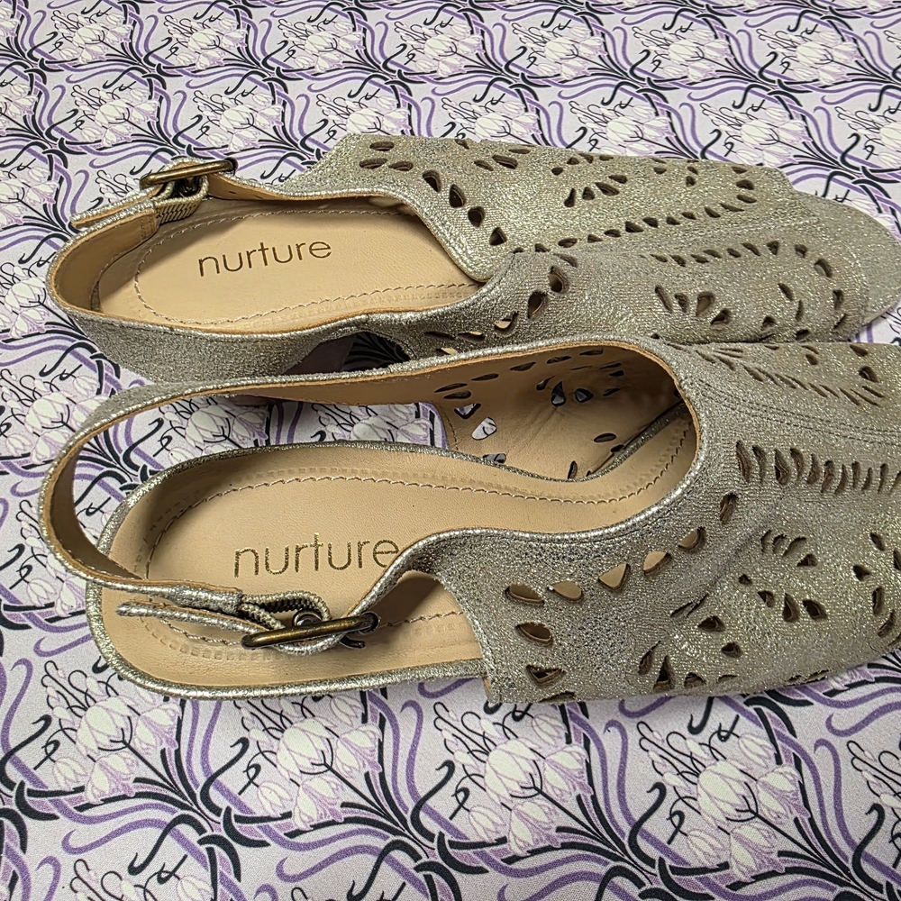 Nurture by Lamaze Sparkling Gold Clogs